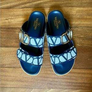 Valentino Garavani Slides Sandals